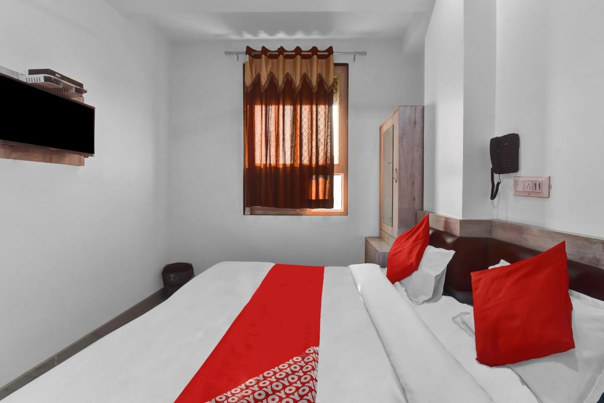 Hotel O Grand L M Аджмер Экстерьер фото