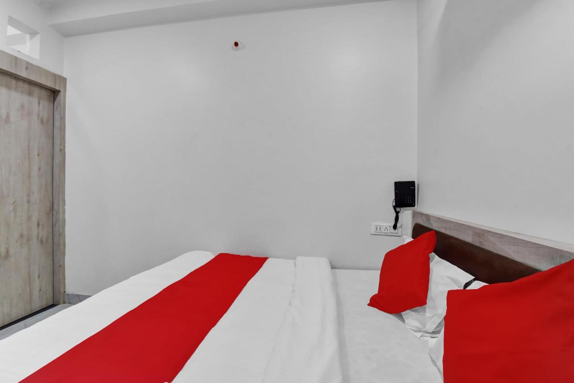 Hotel O Grand L M Аджмер Экстерьер фото